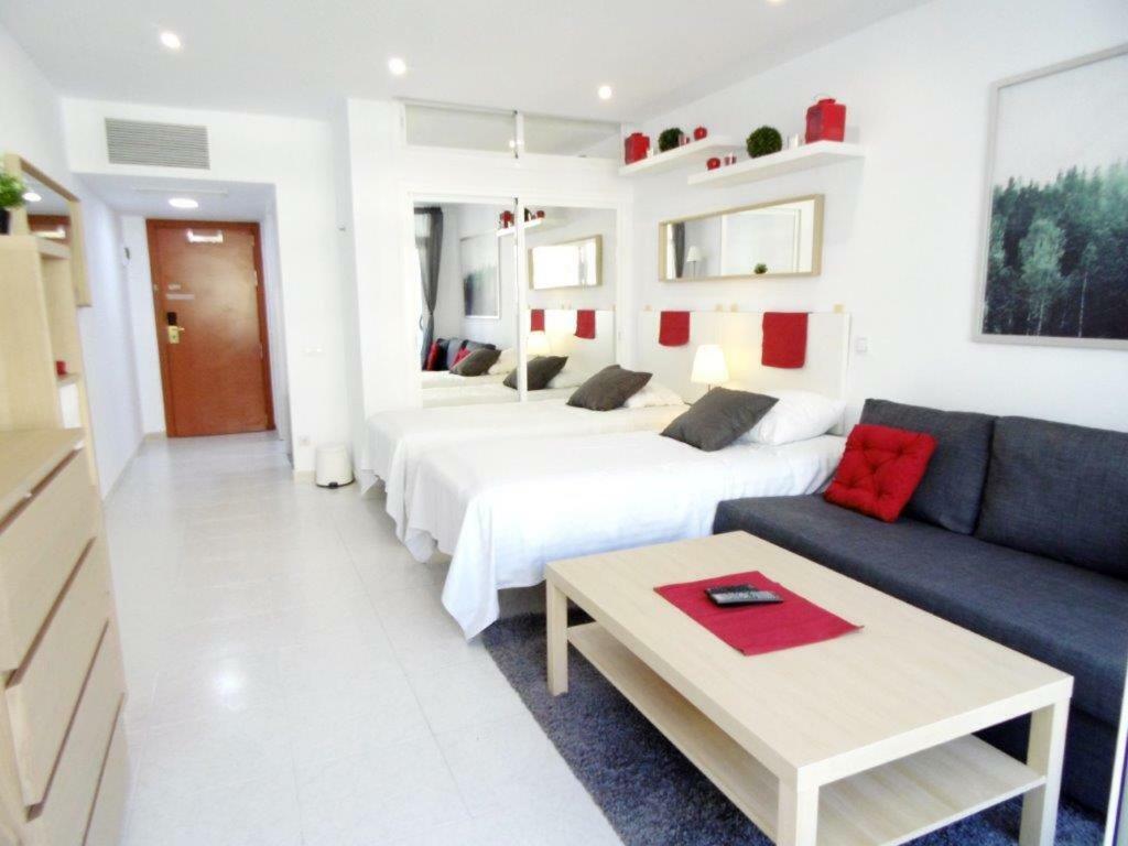Appartement 1St Lign On The Beach At Palmeras ฟูเอนฮิโรลา ภายนอก รูปภาพ